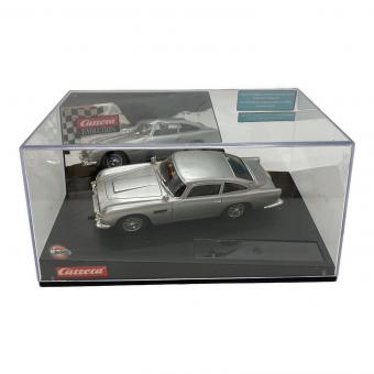 CARRERA (カレラ) ゴールドフィンガーアストンマーチン モデルカー 1/32 キズ有
