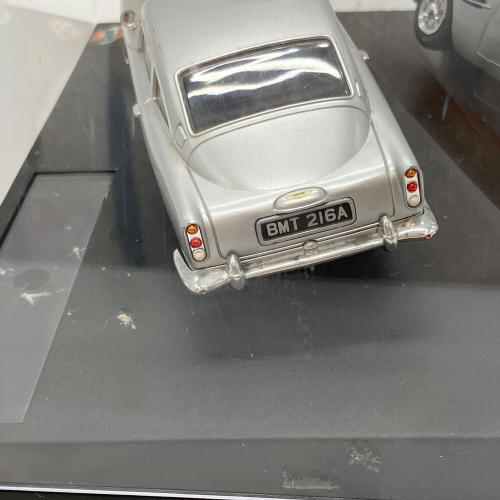 CARRERA (カレラ) ゴールドフィンガーアストンマーチン モデルカー 1/32 キズ有