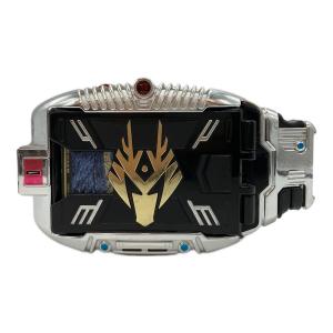 仮面ライダー龍騎 (カメンライダーリュウキ) 変身ベルト Vバックル 仮面ライダー