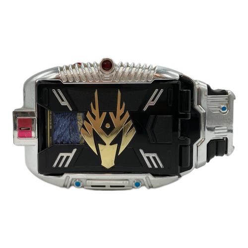 仮面ライダー龍騎 (カメンライダーリュウキ) 変身ベルト Vバックル 仮面ライダー
