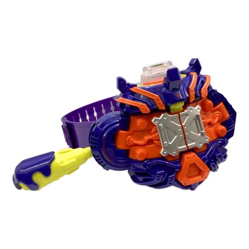 仮面ライダーガヴ (カメンライダーガヴ) DX変身ベルト ヴラスタムギア 仮面ライダー