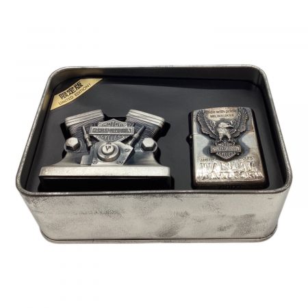 ZIPPO (ジッポ) HARLEY-DAVIDSON 限定 台座付 ZIPPO ケース付 シリアル：0547 1995年5月｜トレファクONLINE