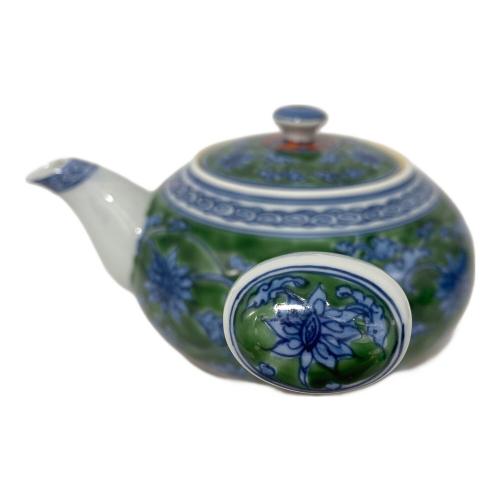 源右衛門窯 (ゲンエモンガマ) 染錦緑彩唐草文 茶器