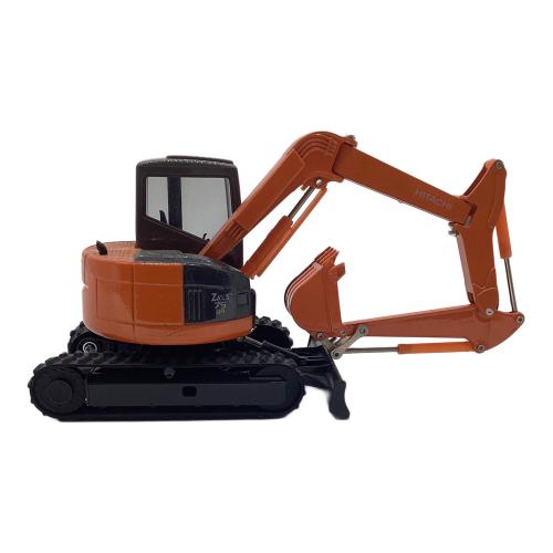 1/35  HITACHI ZAXIS75UR