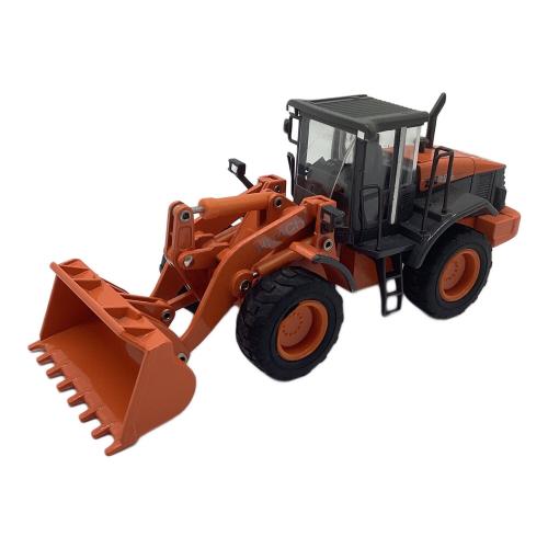 1/50 HITACHI ZW220