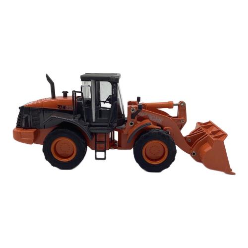 1/50 HITACHI ZW220