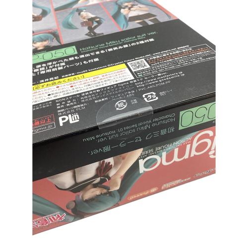 GOODSMILE COMPANY (グッドスマイルカンパニー) 初音ミク セーラー服ver. figma SP-050