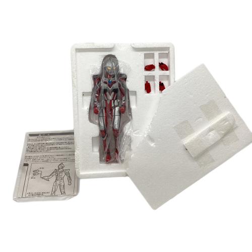 ウルトラ超合金 ジュネッス 箱ダメージ有