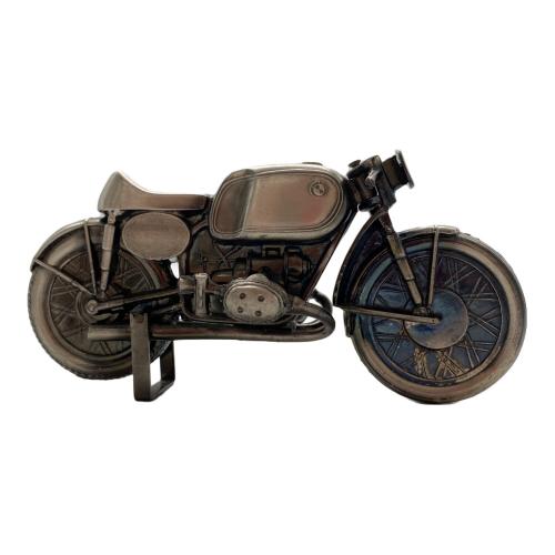 ヤマハ オートセンター グループ 現レッドバロン BMW RS 1950 RACING 世界の名車