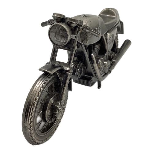 ヤマハ オートセンター グループ 現レッドバロン (ヤマハオートセンター グループ ゲンレッドバロン) DUCATI 750 SPORT 1973