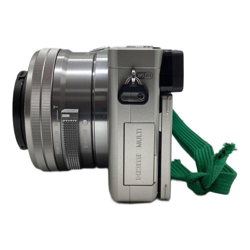 SONY ミラーレス一眼カメラ レンズ:E 55-210mm F4.5-6.3 OSS SEL55210 シャッター数:1,586枚