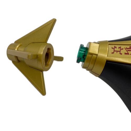 仮面ライダークウガ (カメンライダークウガ) 仮面ライダー パーツ緩み有 ペガサスボウガン CSG 動作確認済み