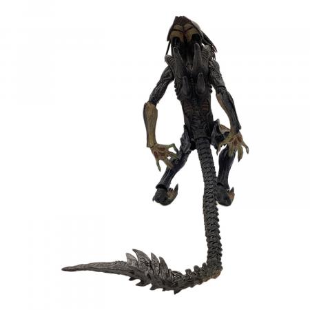 【最終値下げ値】【世界3000体限定】ホットトイズ　プレデリアン(ダメージ版) 最終値下げ値】【世界3000体限定】ホットトイズ プレデリアン(ダメージ