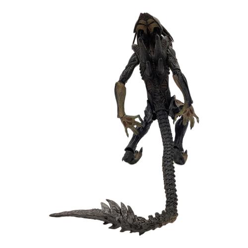 フィギュア ダメージ版 コレクターズBOX 限定・箱なし本体のみ AVP2