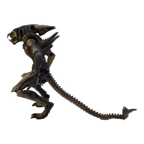 フィギュア ダメージ版 コレクターズBOX 限定・箱なし本体のみ AVP2