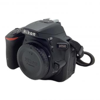 Nikon (ニコン) デジタル一眼レフカメラ D5500