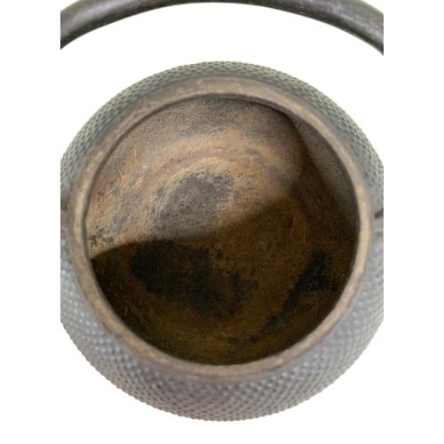南部鉄器 (ナンブテッキ) 急須 サビ有