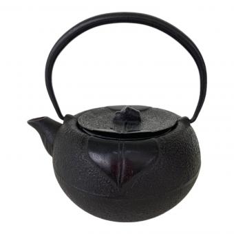 南部鉄器 (ナンブテッキ) 鉄瓶