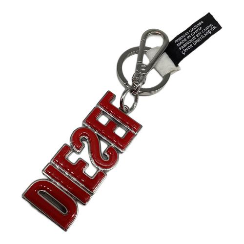 DIESEL (ディーゼル) 3Dキーリング ブラック×レッド