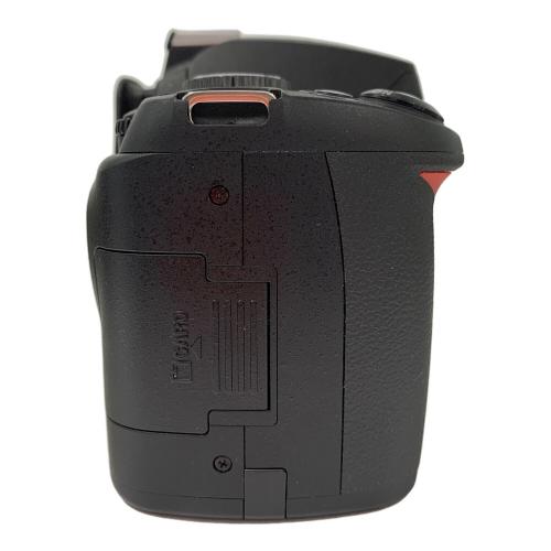 Nikon (ニコン) デジタル一眼レフカメラ D60
