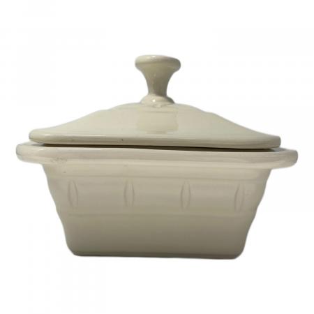LE CREUSET (ルクルーゼ) エレガントテリーヌ ホワイト｜トレファクONLINE