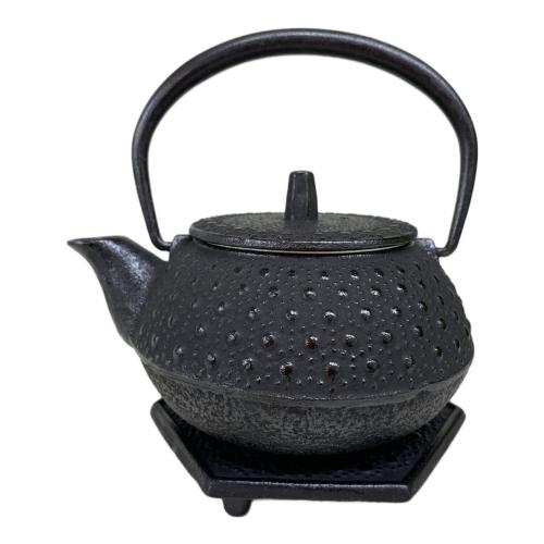 南部鉄器 (ナンブテッキ) 鍋式付鉄瓶 岩鋳