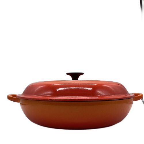 LE CREUSET (ルクルーゼ) 両手鍋 32cm オレンジ シグニチャー ビュッフェ・キャセロール