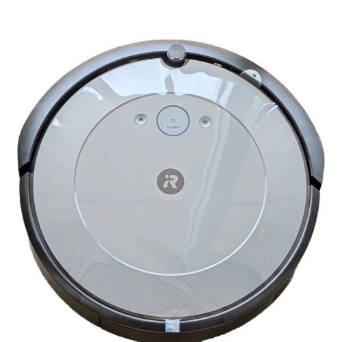 iRobot (アイロボット) ロボットクリーナー パックレス 2022年製 程度S(未使用品) 純正バッテリー 50Hz／60Hz 未使用品