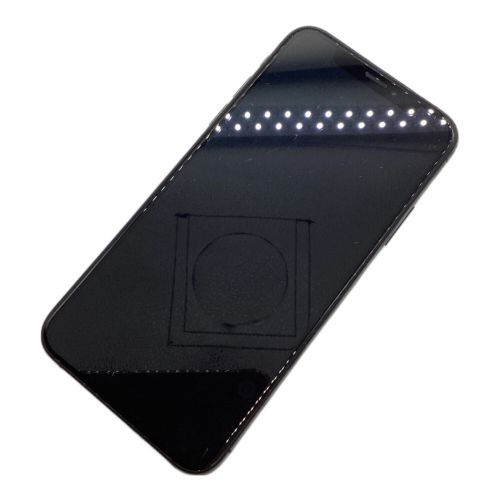 Apple (アップル) iPhoneXS NTE02J/A サインアウト確認済 357239095813872 ○ SoftBank 256GB バッテリー:Bランク(84%) 程度:Aランク iOS 未初期化