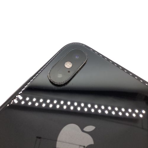 Apple (アップル) iPhoneXS NTE02J/A サインアウト確認済 357239095813872 ○ SoftBank 256GB バッテリー:Bランク(84%) 程度:Aランク iOS 未初期化