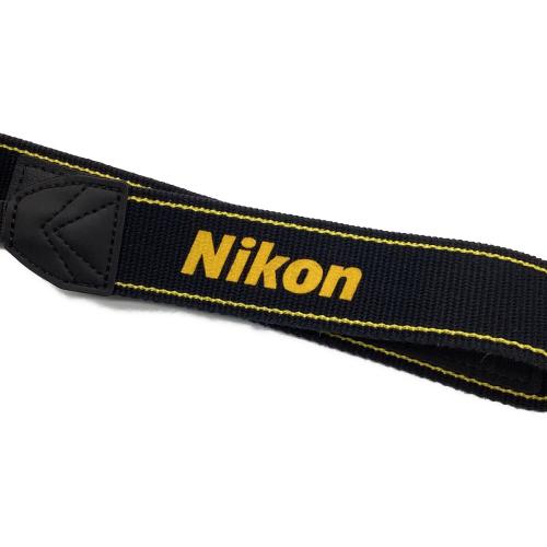 Nikon (ニコン) デジタル一眼レフカメラ D5000 1230万画素 APS-C 23.6mm×15.8mm CMOS 専用電池 SDHCカード対応 200～3200 2107518