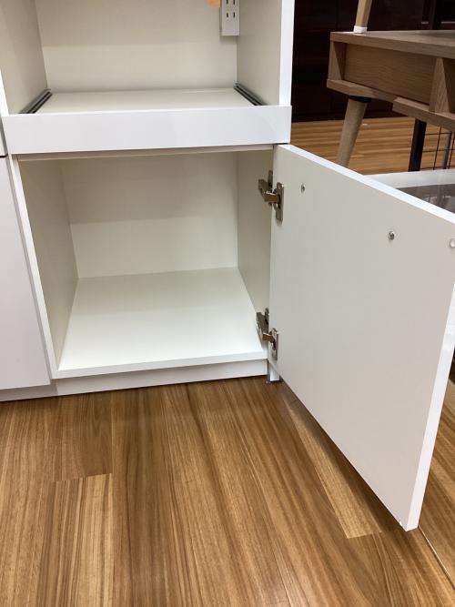 ニトリ レンジボード ホワイト 429 3枚扉、引き出し③