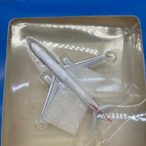 Gemini Jets (ジェミニジェッツ) BOEING 737-800 模型 HAPAG-LLOYD