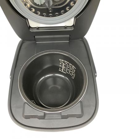 TOSHIBA (トウシバ) 圧力IH炊飯ジャー RC-6ZPXR 2024年製 0.63L