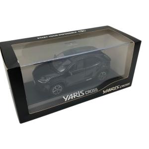 TOYOTA (トヨタ) ヤリスクロス カラーサンプル