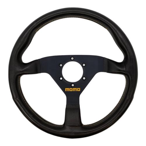MOMO (モモ) ステアリングハンドル