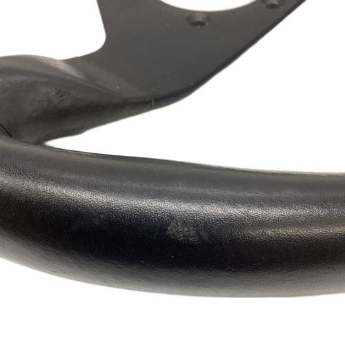 MOMO (モモ) ステアリングハンドル