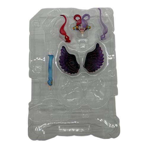 ONE PIECE (ワンピース) フィギュア Portrait.Of.Pirates “RED-EDITION” “世界の歌姫” ウタ