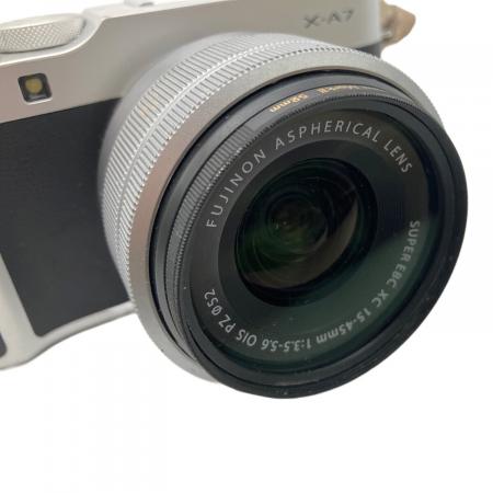 FUJIFILM (フジフィルム) ミラーレス一眼カメラ X-A7 2424万画素