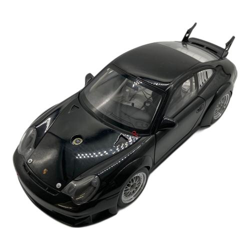 AUTOart 1/18 ポルシェ 911 (997) フィギュア