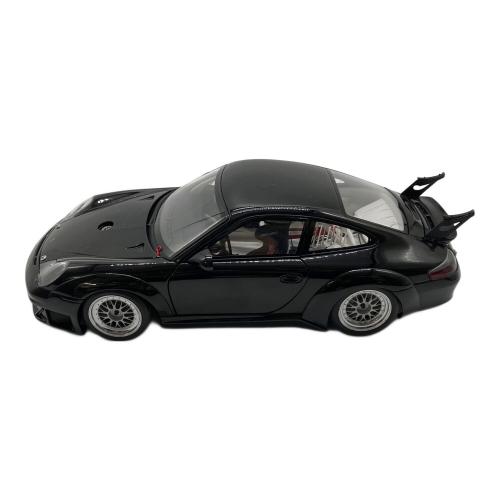 AUTOart 1/18 ポルシェ 911 (997) フィギュア