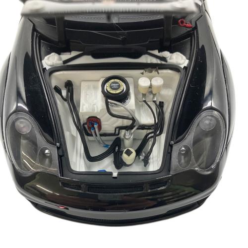 AUTOart 1/18 ポルシェ 911 (997) フィギュア