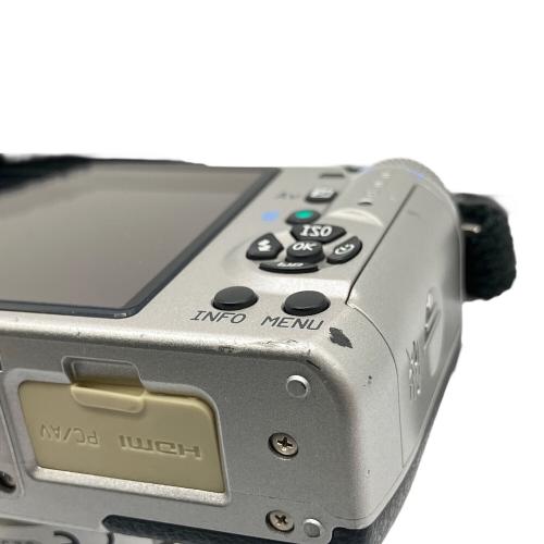 PENTAX (ペンタックス) デジタルカメラ Q7 ダブルレンズキット