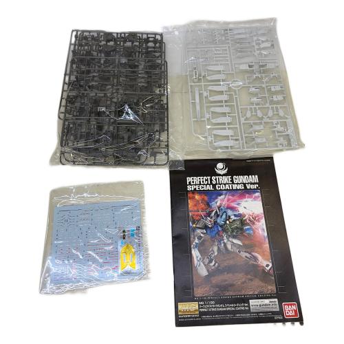 BANDAI (バンダイ) MG 1/100 パーフェクトストライクガンダム スペシャルコーティングVer. ガンプラ