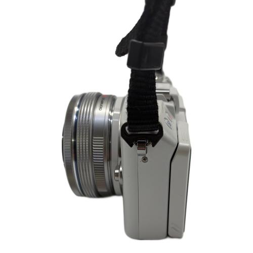 OLYMPUS (オリンパス) ミラーレス一眼カメラ E-PL6 ダブルレンズキット