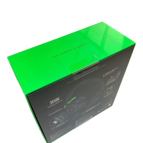 Razer ゲーミングヘッドフォンセット Kraken V4 Pro＆Base Station V2 Chroma