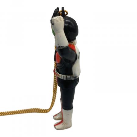 【当時物】ポピー 仮面ライダー ストロンガー ソフビ ペンダント ミニサイズ ポピー 仮面ライダーストロンガー ペンダント｜トレファクONLINE