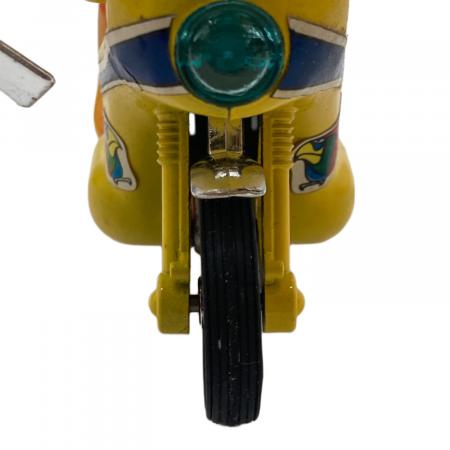 激レア【タカトク合金】超神ビビューン　ズシーンカー Amazon.co.jp: タカトク 超合金超神ビビューン、ズシーンカー : ホーム