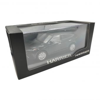 1/30 トヨタ ハリアー  202 ブラック