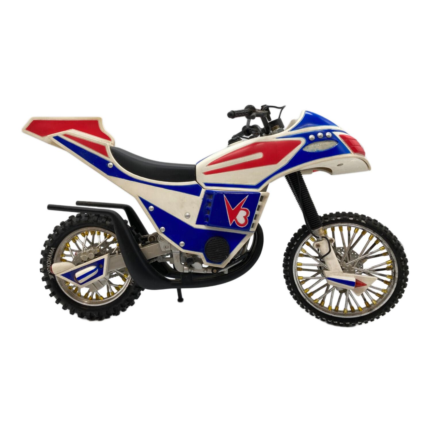 仮面ライダーV3 ハリケーン 1/6スケールダイキャストモデル